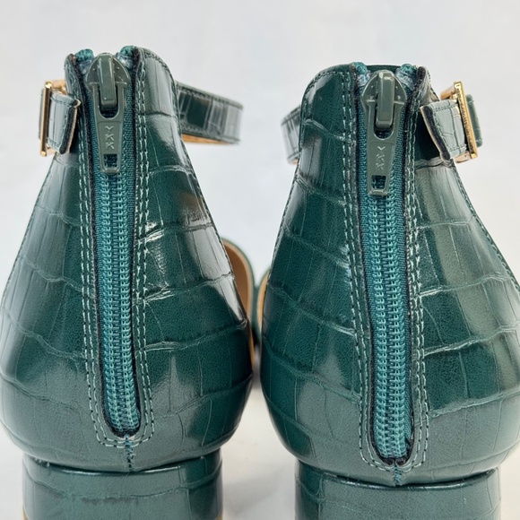 Comfort View Loucia Womens Green Alligator Pattern Ankle Strap Shoes 11WW - Picture 10 of 14